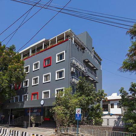 Отель Oyo Townhouse 5 Jubilee Hills Хайдарабад Экстерьер фото